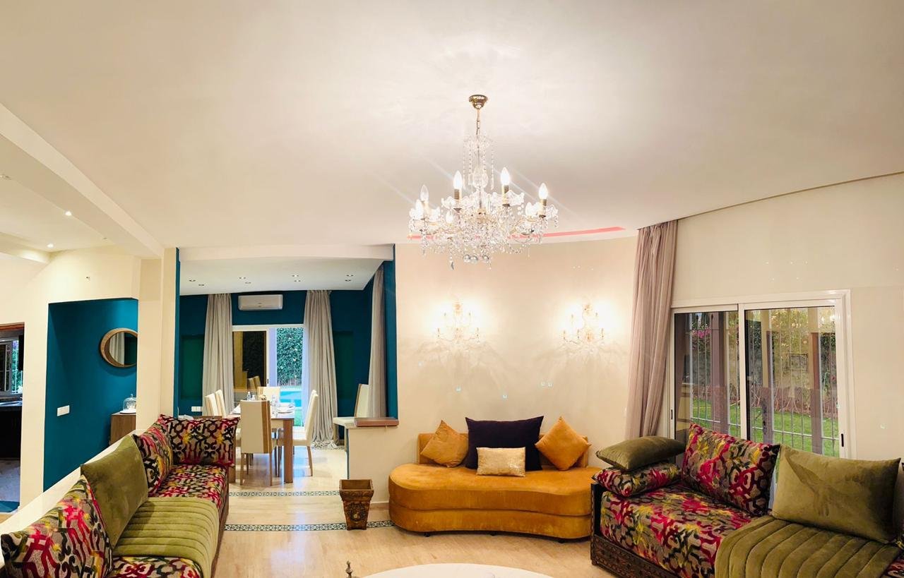 WhatsApp Image 2025-11-01 at 00.48.37